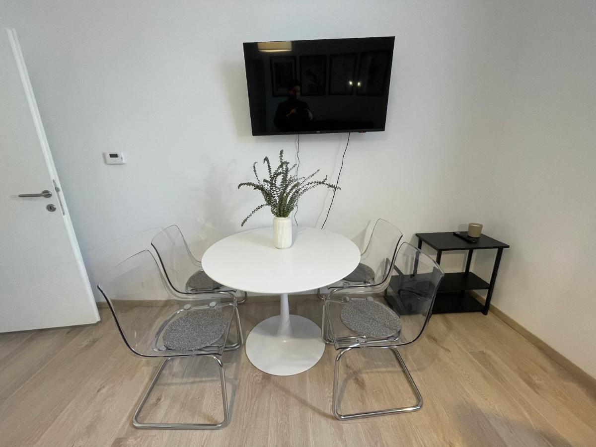 At Home - City Center Zagabria Esterno foto